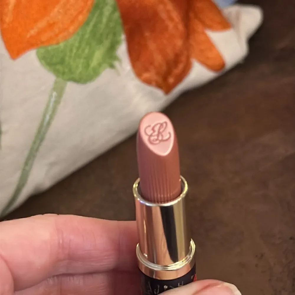 ESTEE LAUDER LIPTSTICK 826 PURE COLOR MODERN MUSE BRAND NEW .12oz/3.5g NWOB